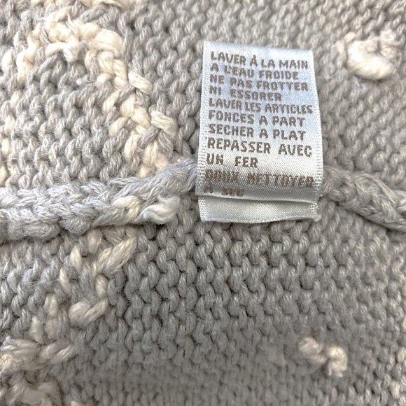 Vintage Jones New York Women's Size M, V-Neck, Pullover Grey White Sweater - Picture 7 of 8
